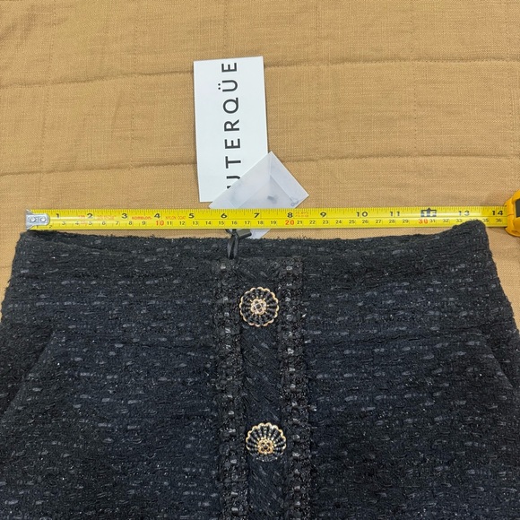 NWT Uterque Tweed Mini Skirt Gold Buttons Size Small - Picture 6 of 9